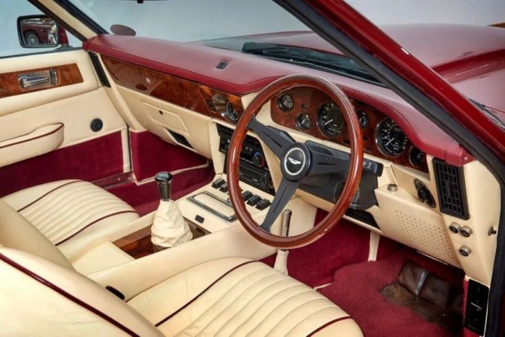 Aston Martin V8 Volante beltere