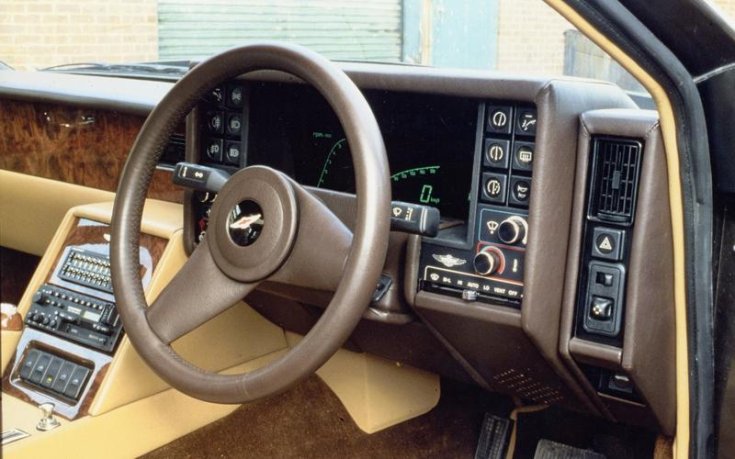 Aston Martin Lagonda belső