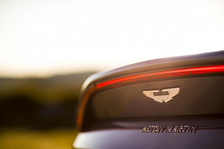 Aston Martin logo