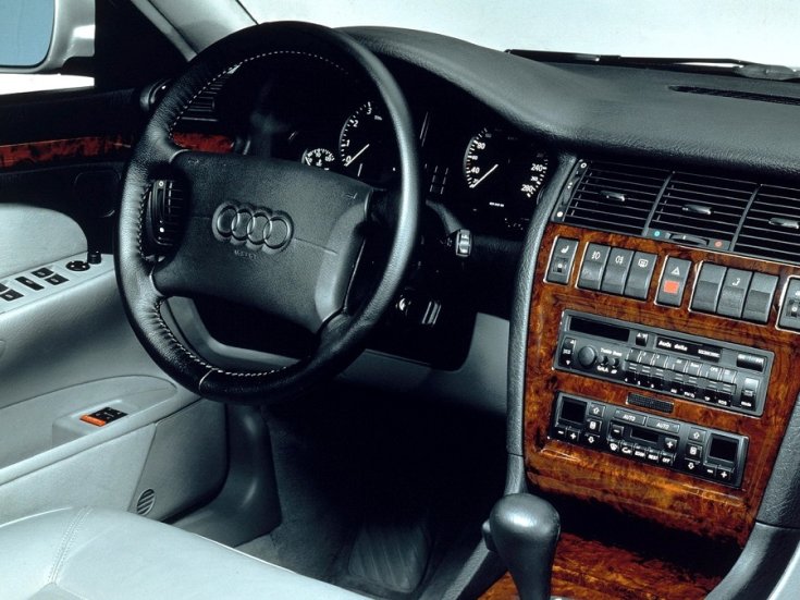 Audi A8 belső