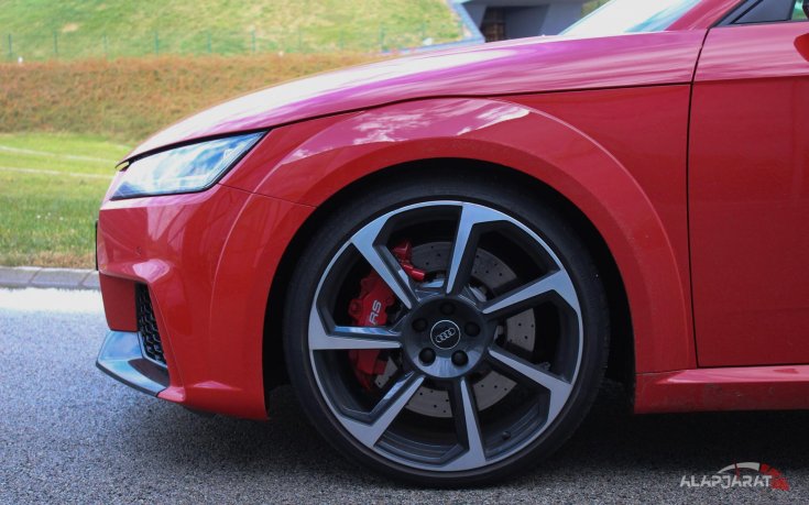 Audi TT RS