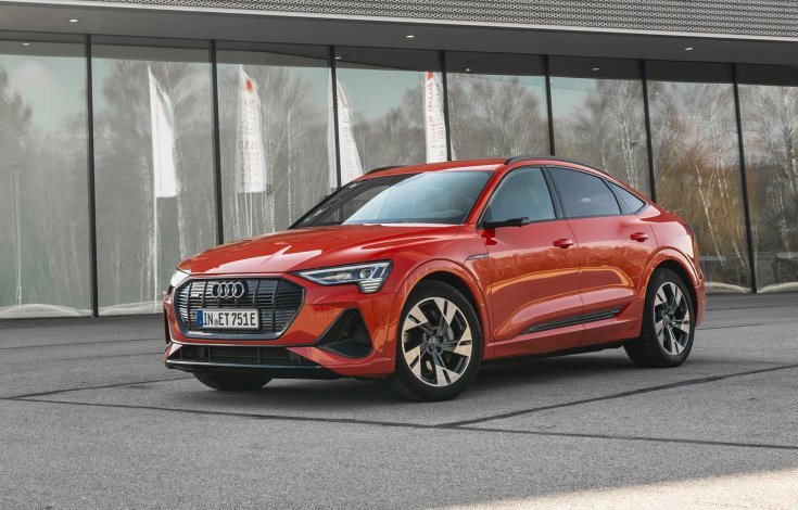 Audi e-tron Sportback oldalról
