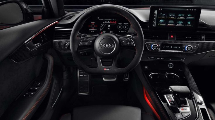 Audi RS4 belső