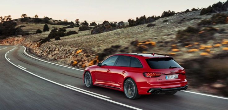 Audi RS4 kombi