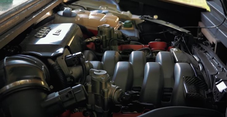 4,2 literes V8-as Audi RS4 motor