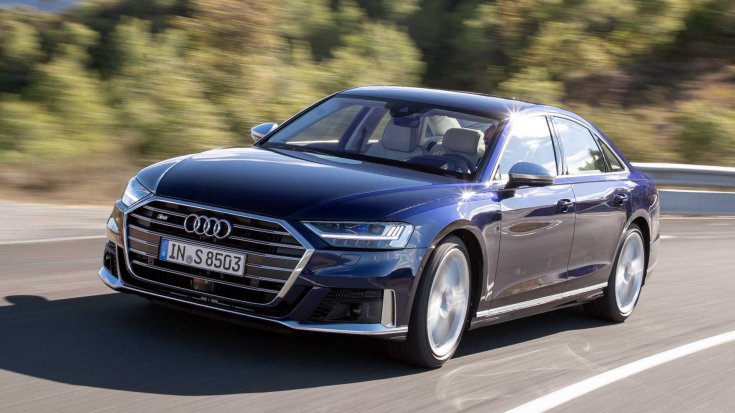 2019 Audi S8 szemből