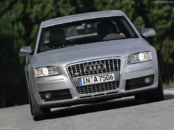 Audi S8