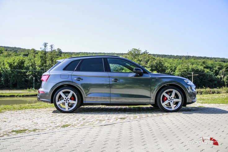 Audi SQ5 Teszt - Alapjárat