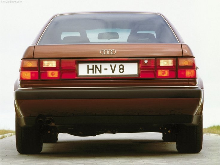 Audi V8