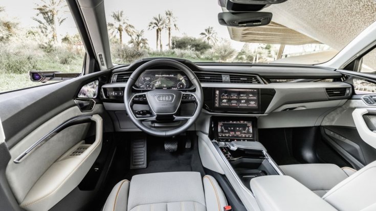 Audi e-tron műszerfal