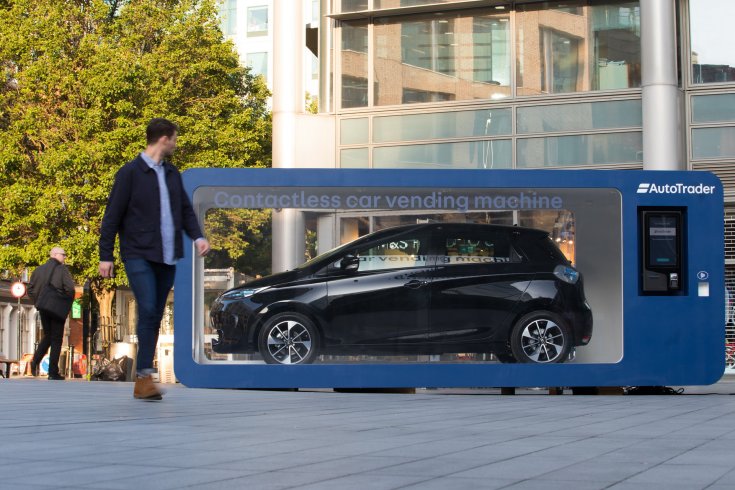 Renault Zoét áruló autóautomata Londonban