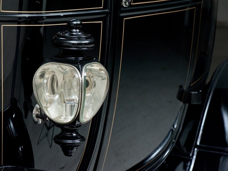 1905 Baker electric coupé, fekete, lámpa