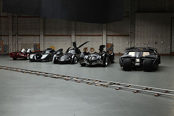 A Batmobile-ok egymás mellett