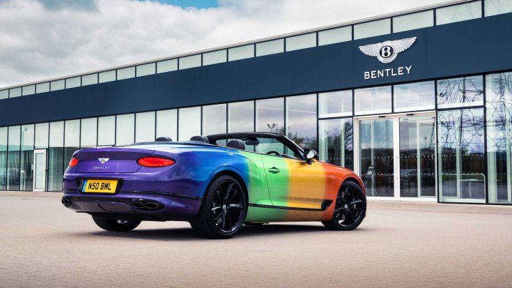 Bentley szivárványszínű
