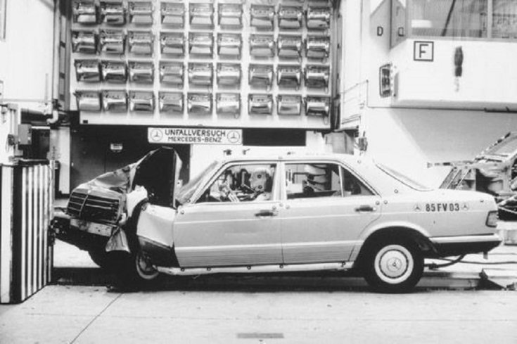 Mercedes W126