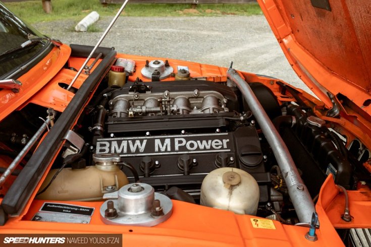 BMW 2002 Tii Touring M3 motorral