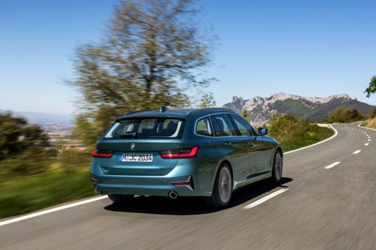 BMW 3 Touring hátulról