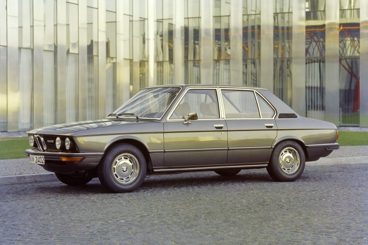 BMW 528i E12