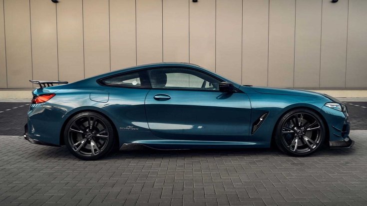 BMW 8-as sorozat oldalról