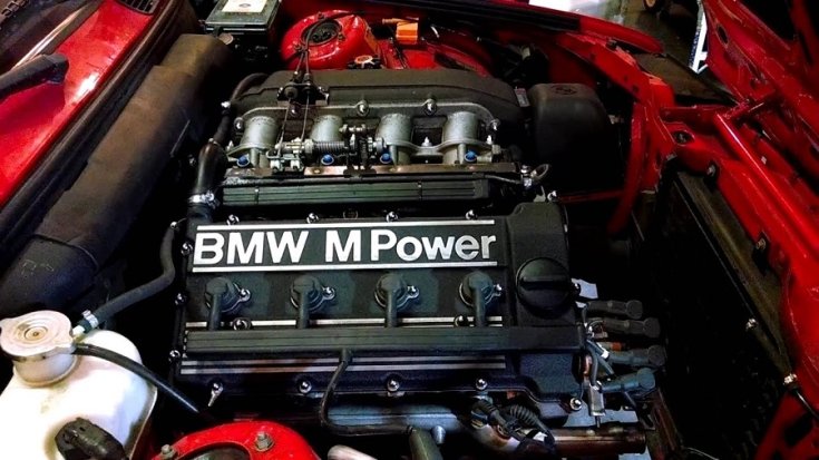 BMW M3 E30 motor