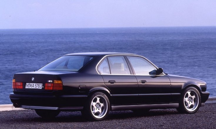BMW M5 E34