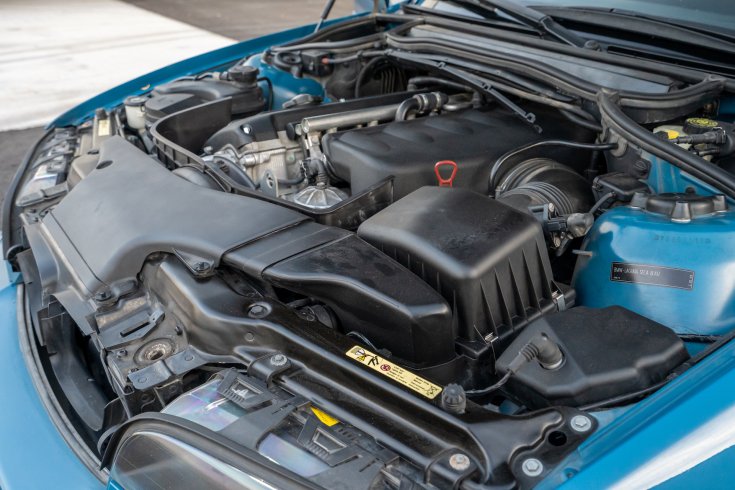3,2 literes S54-es sorhatos benzinmotor