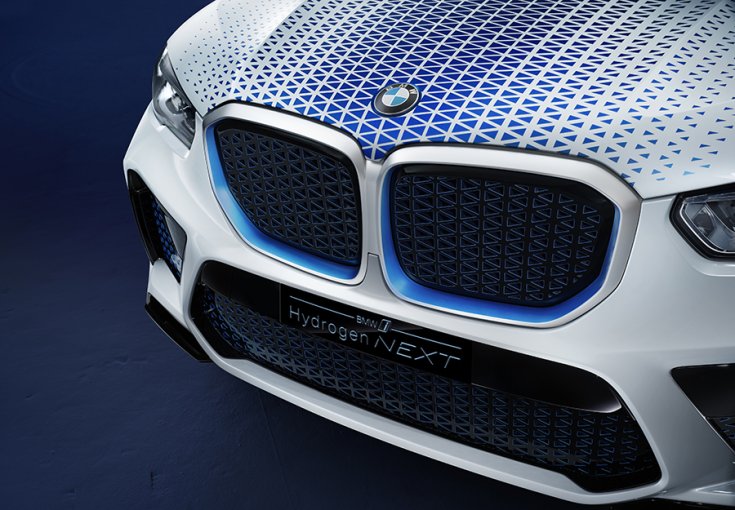 A BMW i Hydrogen NEXT hűtőrácsa és motorházteteje