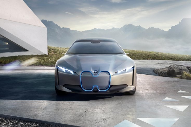 BMW i7 koncepcióautó elölről