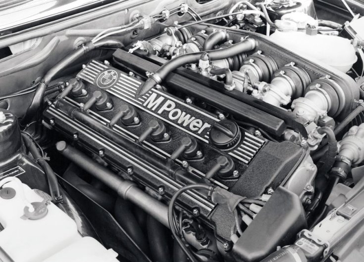 BMW E28 M5 motor