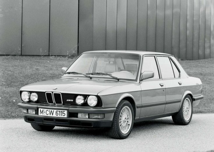altteg: BMW E28 M5