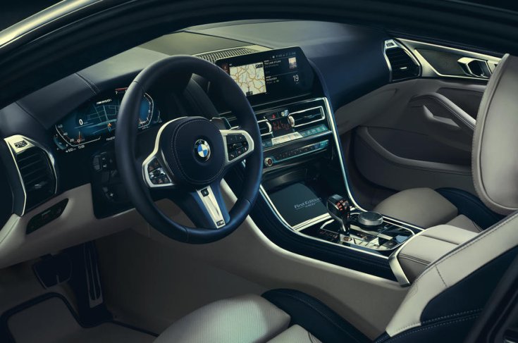 BMW M850i xDrive First Edition utastér