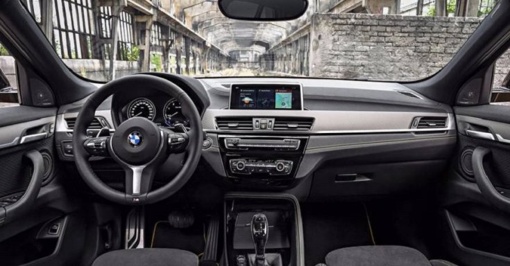 Az új BMW X2 műszerfala