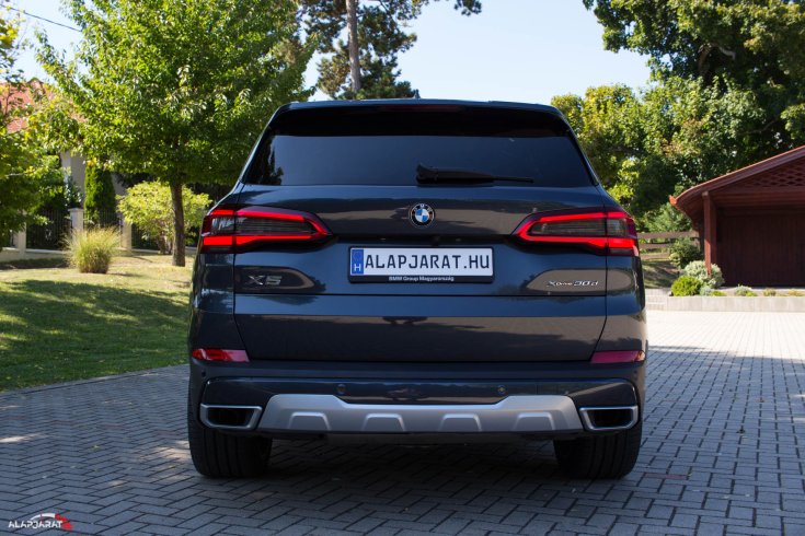 BMW X5 teszt Alapjárat