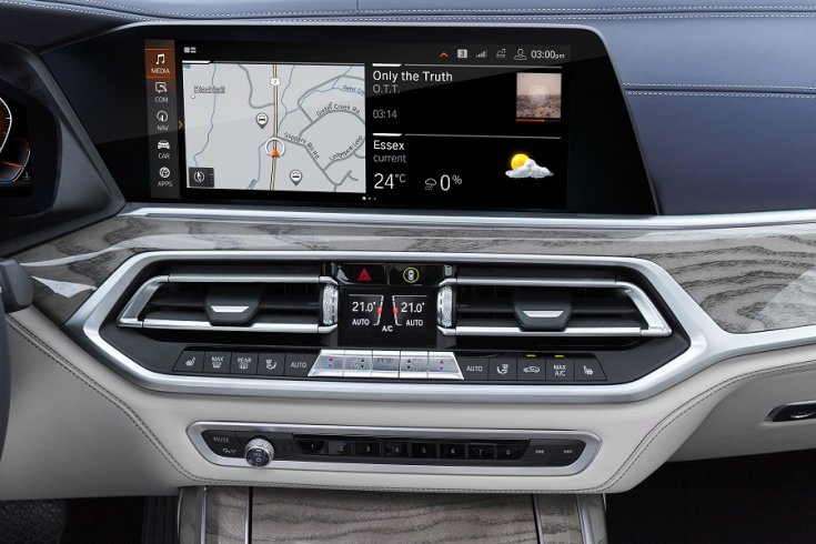 BMW X7 navigációs-rendszer