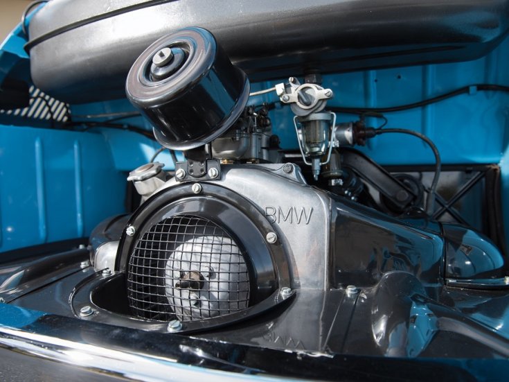1957 BMW 600 Isetta, boxermotor, oldalnézet, balról