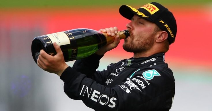 Bottas pezsgőzik