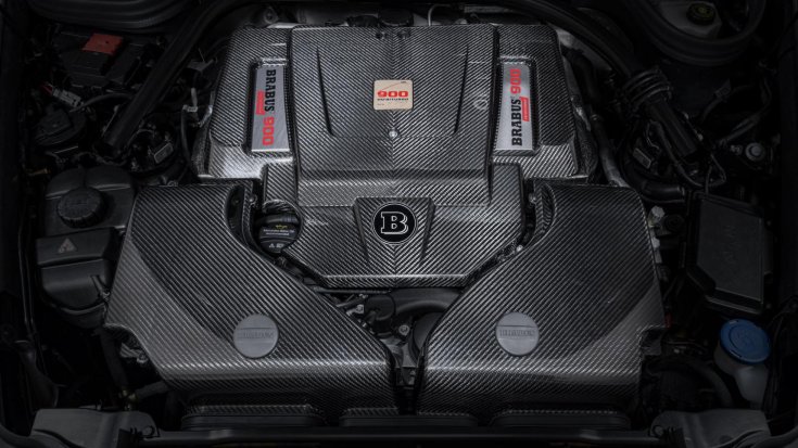 Brabus G V12 900 motortér