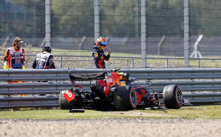 Albon megtörte a Red Bullt