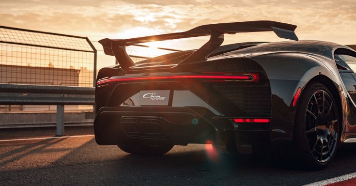 Bugatti Chiron Pur Sport hátulról