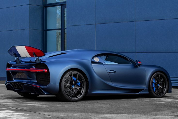 Bugatti Chiron Sport 110 éves kiadás hátulról