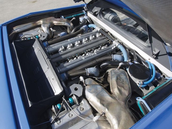 Bugatti EB110 V12-es motorja