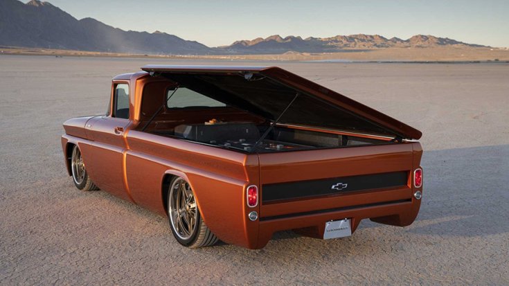 A Chevy E-10 Concept hátulja