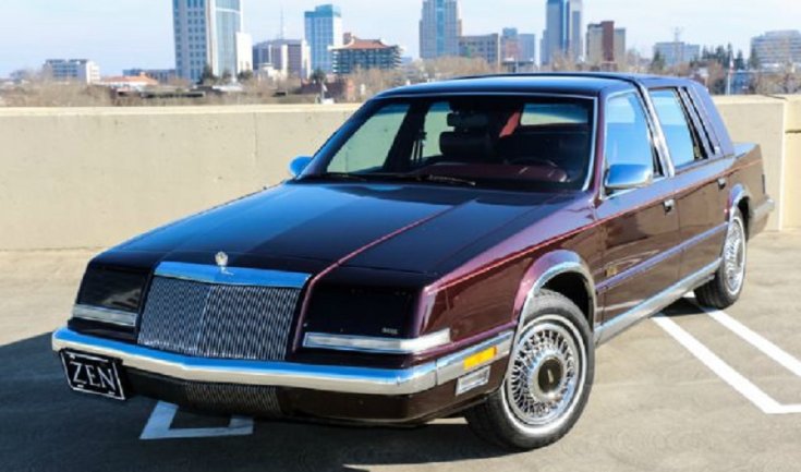 1989 1993 Chrysler Imperial, Fifth Avenue, bordó, youngtimer, veterán, oldalnézet, elölről, balról