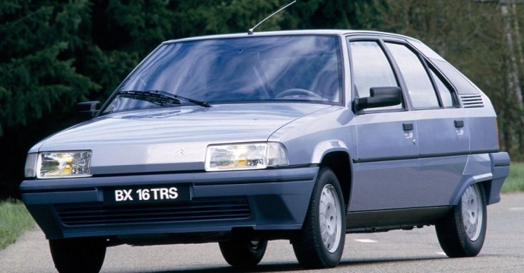 Citroën BX, szürke, elöl/oldalnézet, jobbról