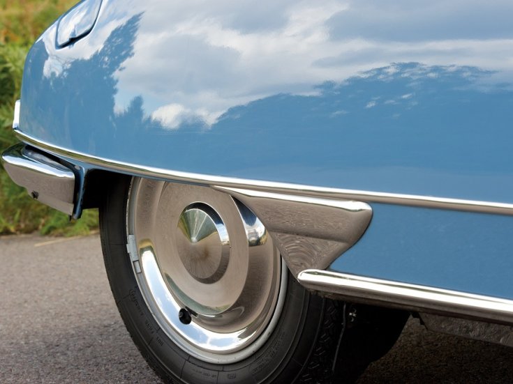 1955 Citroen DS kerék, elölnézet, oldalról, balról