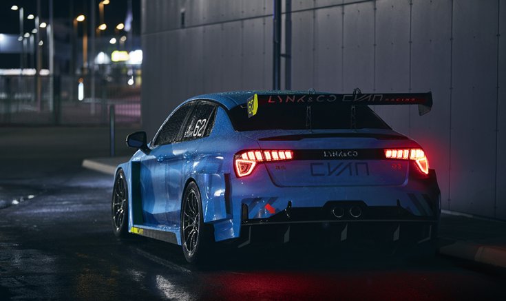 Lynk & Co 03 TCR Cyan Racing, hátulról fotózva