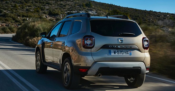 Dacia Duster 2020-ban LPG-vel hátulról úton