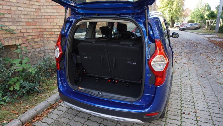 Dacia Lodgy TCe 130 csomagtartó