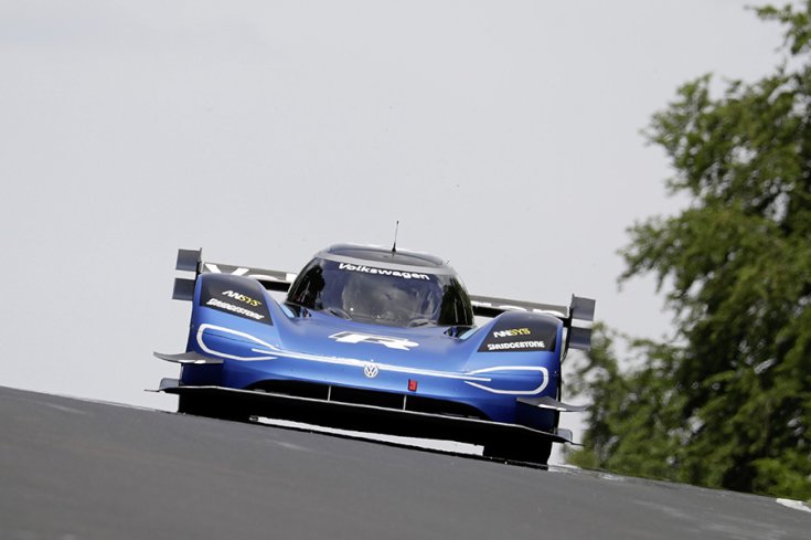 Volkswagen ID.R szemből
