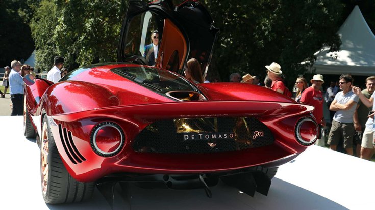 A De Tomaso P72 hátulról Goodwoodban